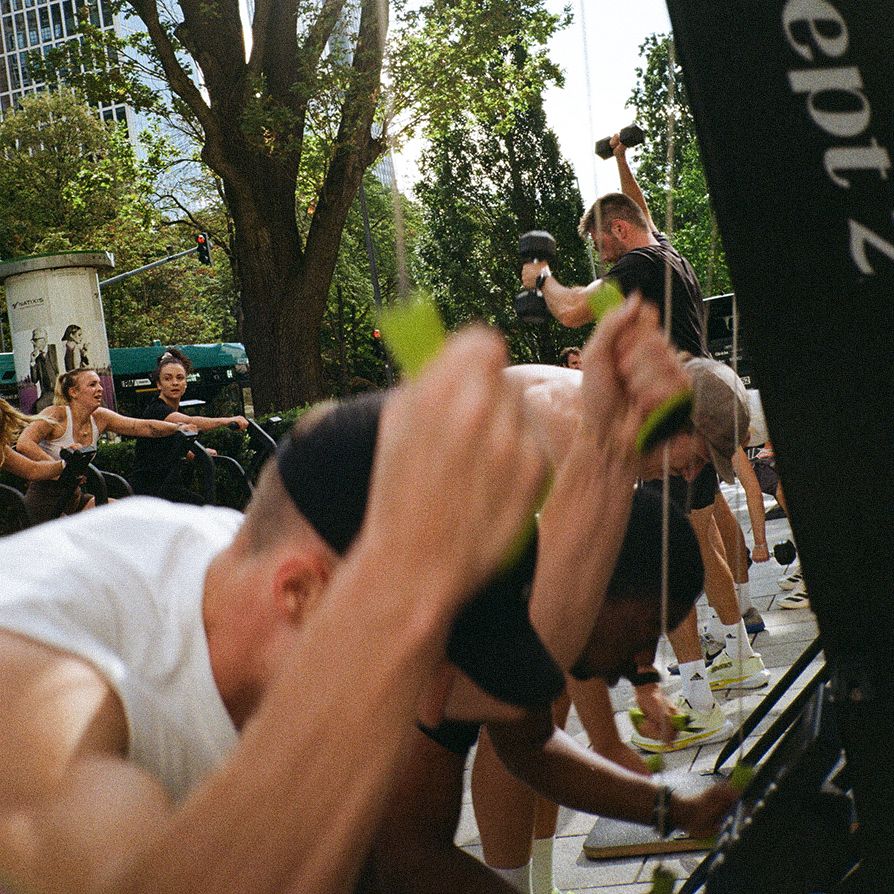 An outdoor class at Arc Frankfurt